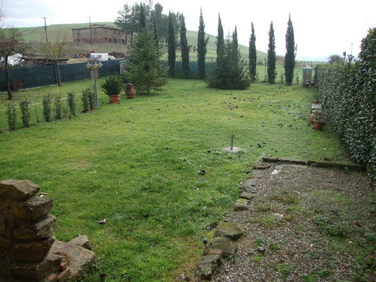 Agriturismo Podere Molino Peccioli Buitenkant foto
